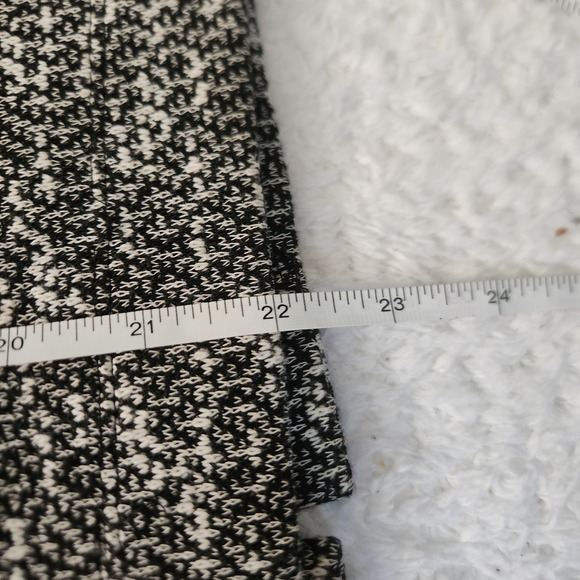 Ann Taylor Gray Knit Pencil Skirt Women's Size 12 - Picture 6 of 7